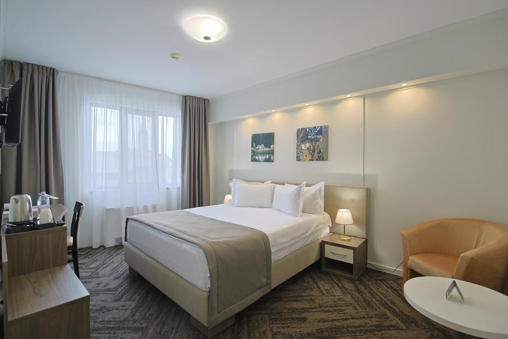 Potaissa Hotel Turda Ngoại thất bức ảnh