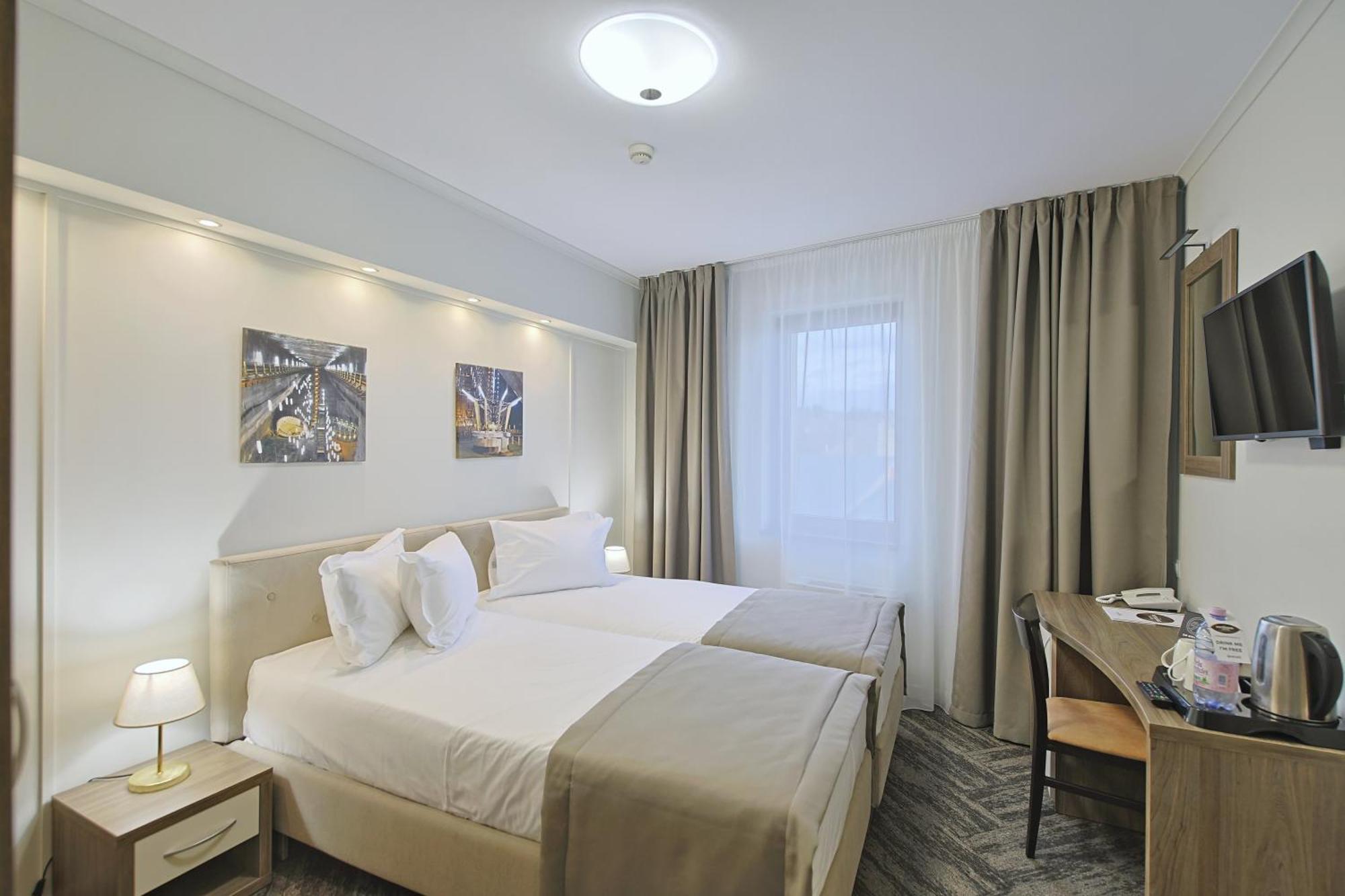 Potaissa Hotel Turda Ngoại thất bức ảnh