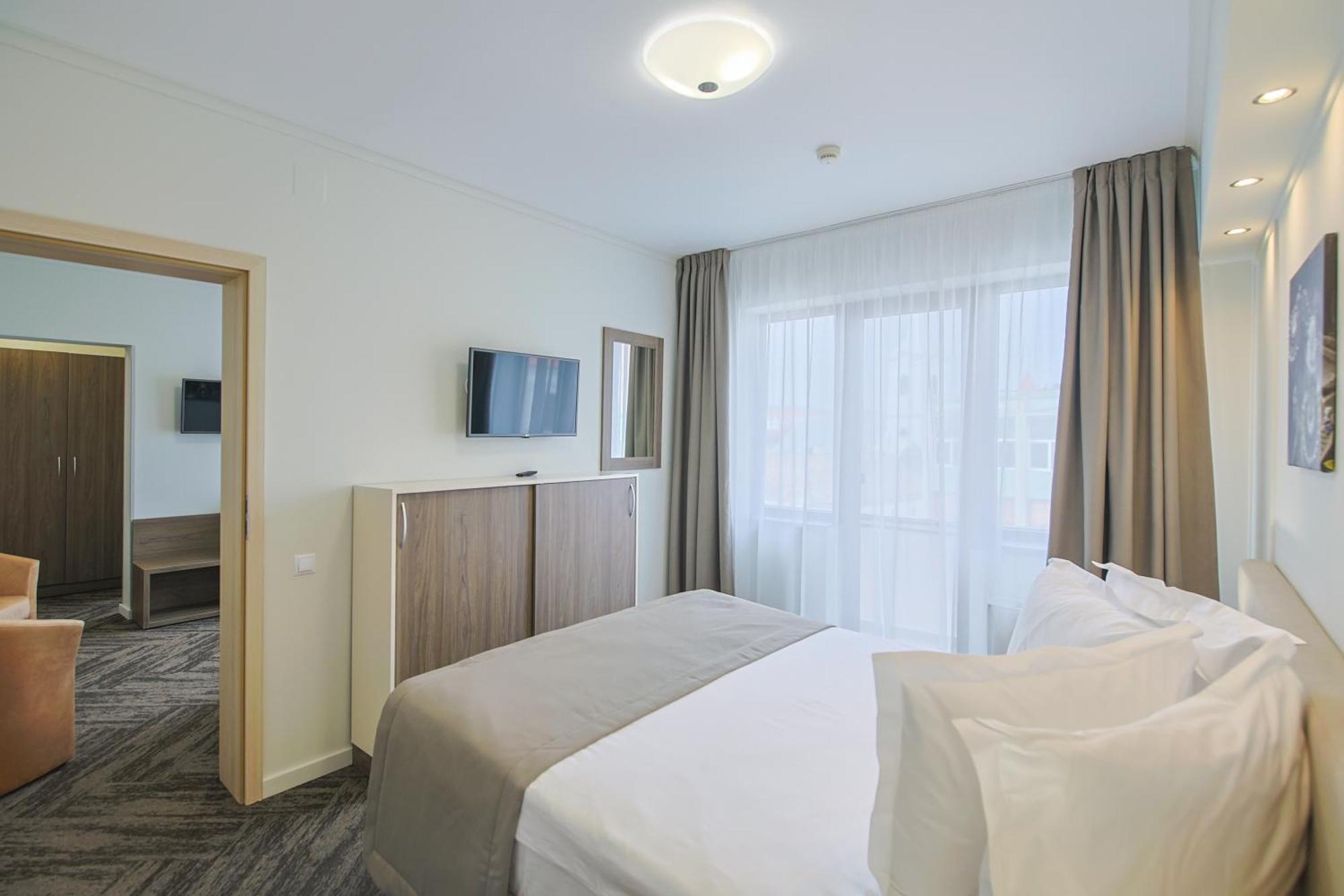 Potaissa Hotel Turda Ngoại thất bức ảnh