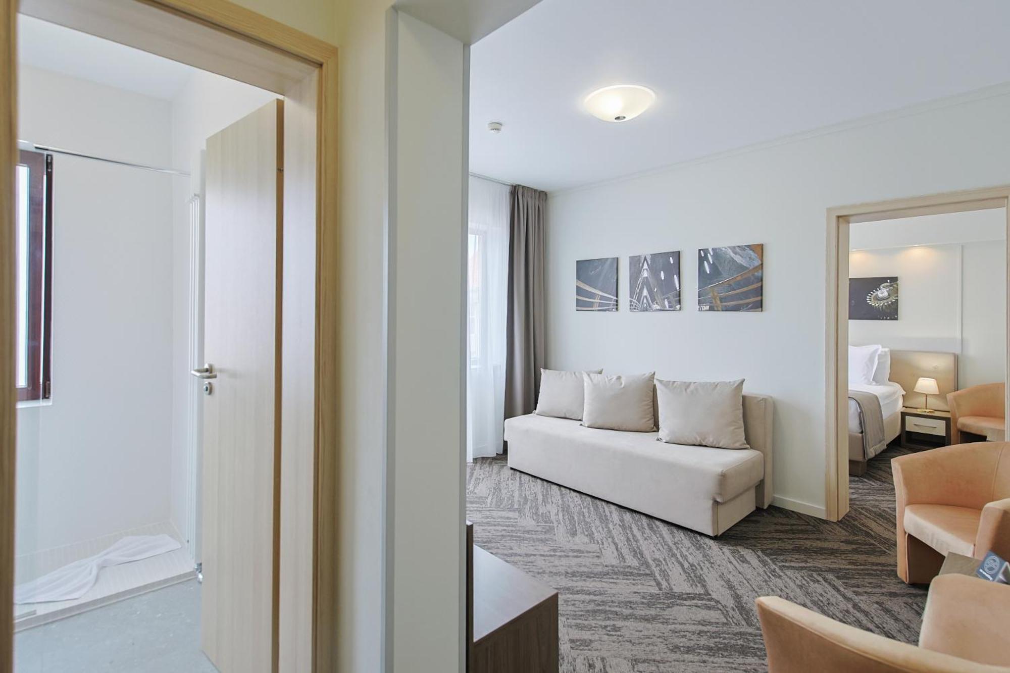 Potaissa Hotel Turda Ngoại thất bức ảnh